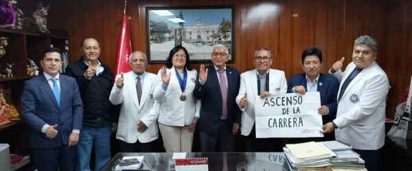 👩‍⚕️ 👨‍⚕️🥼🩺 Reunión de Trabajo con el Congresista Héctor Acuña